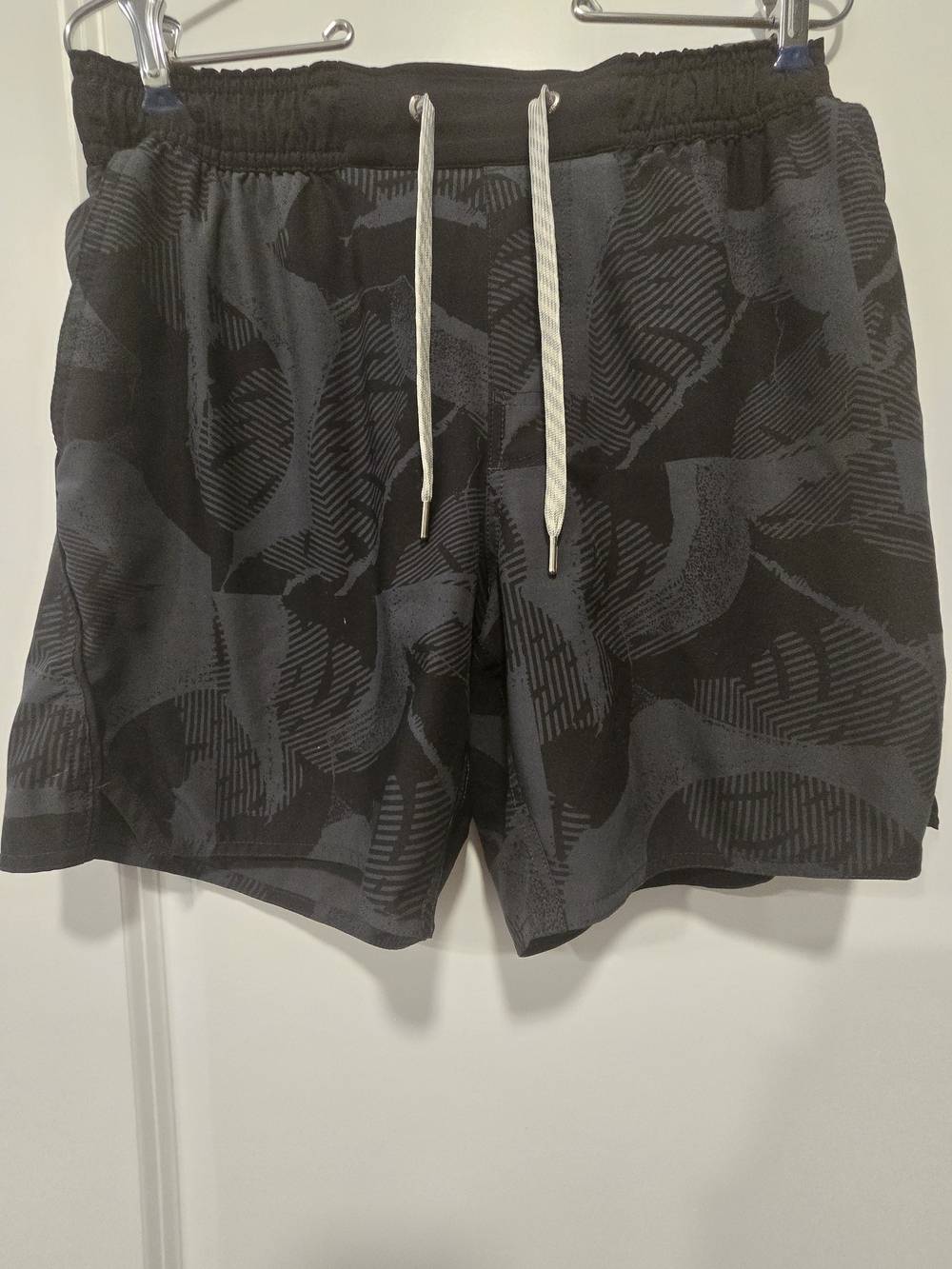 Vuori Men's K9re Shorts in the Charcoal Deco Limited Edition Colorway